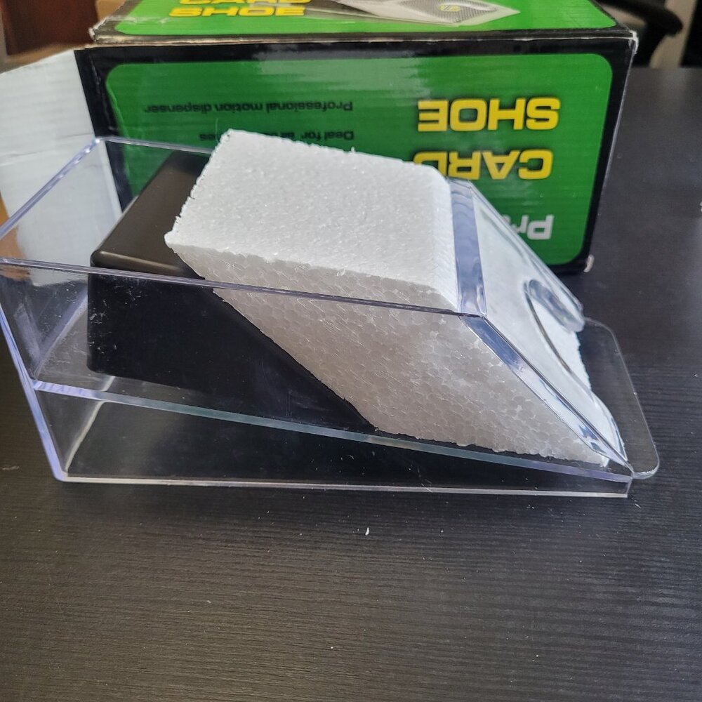 Professional Deluxe Card Dealer Shoe Holds 2 Decks of Cards - Picture 3 of 7